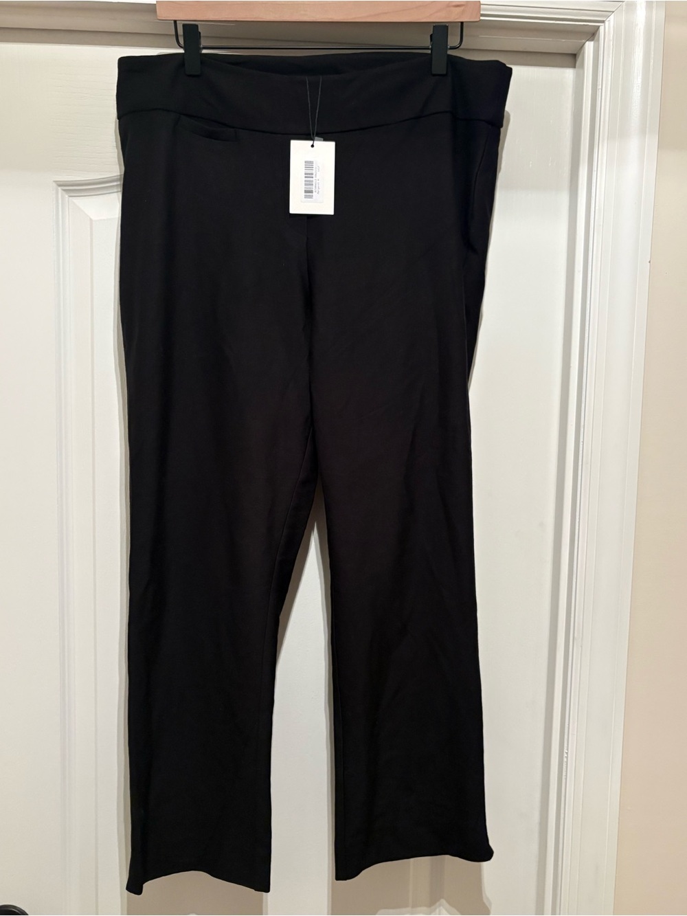 Women’s Margaret M petite black, straight-leg trousers size XXLP NWT